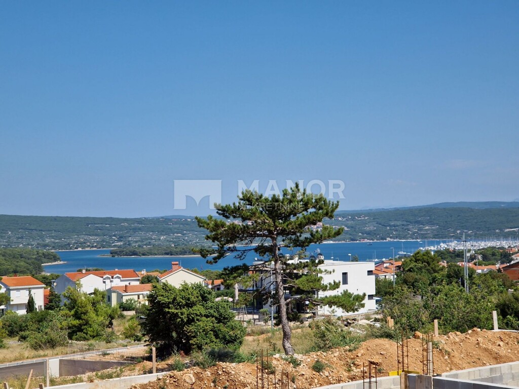 Image 5484601 - 18