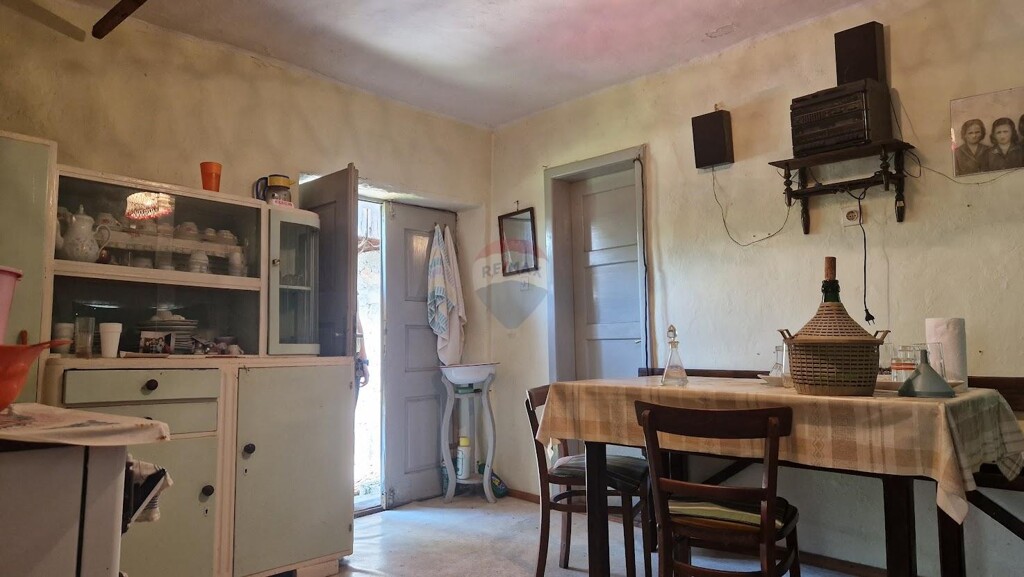 Image 5484637 - 7