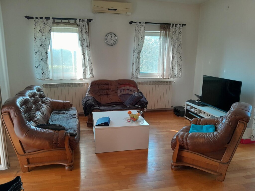 Image 5484640 - 4