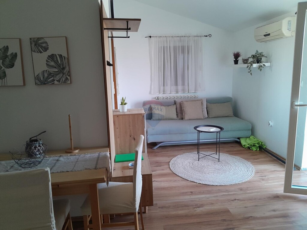 Image 5484640 - 17
