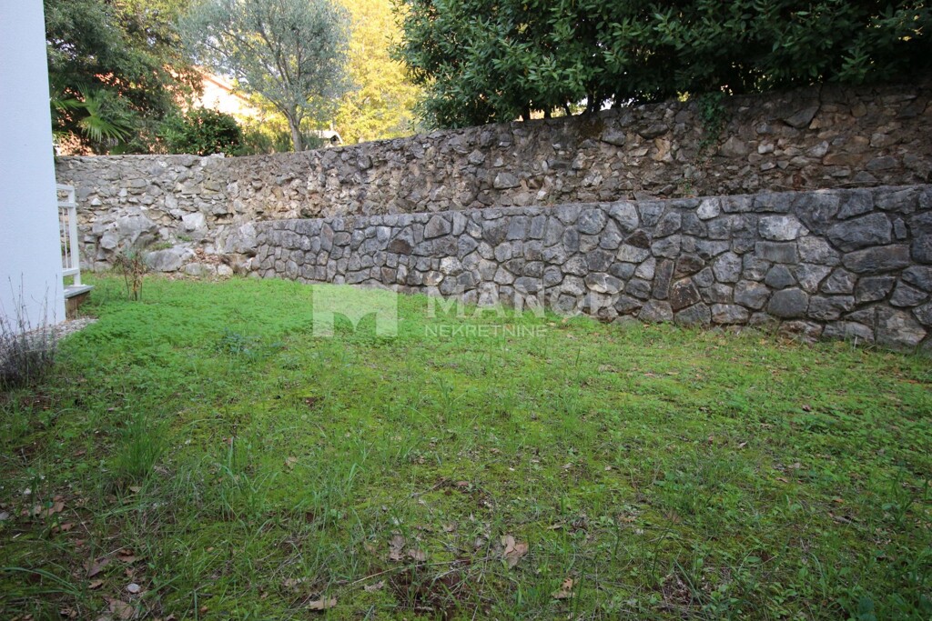 Image 5485831 - 16