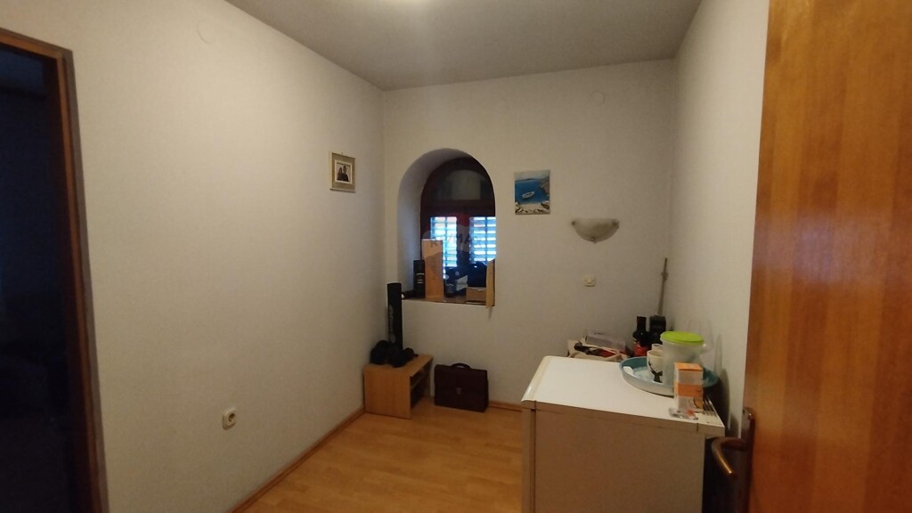 Image 5487638 - 5