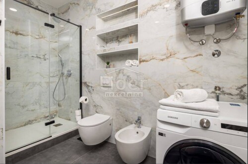 Thumbnail 5488131 - 7