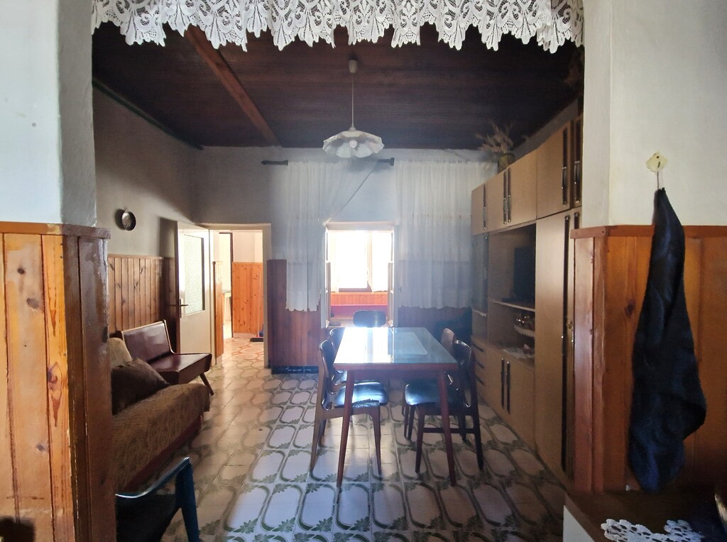 Image 5488628 - 8