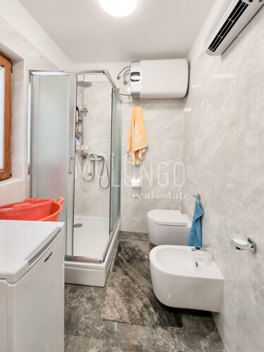 Thumbnail 5490012 - 23