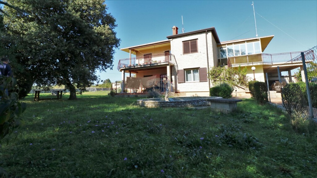 Image 5490488 - 10
