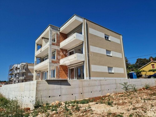 Thumbnail 5497116 - 1