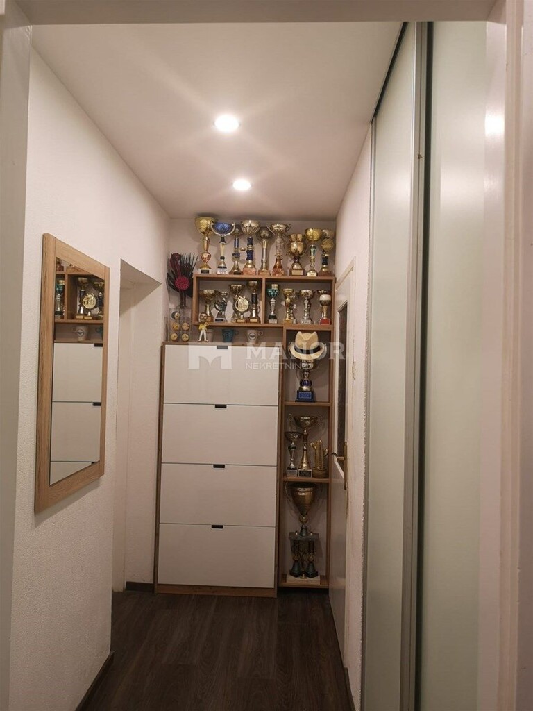 Image 5497497 - 9