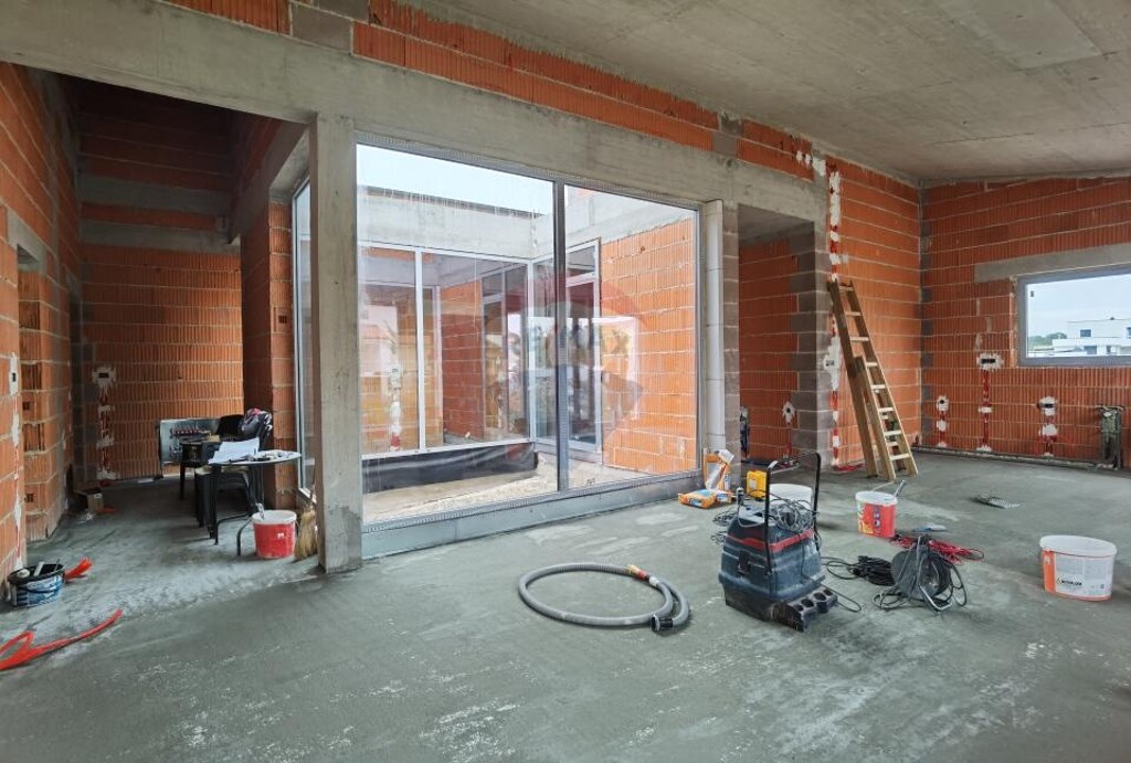 Image 5497544 - 7