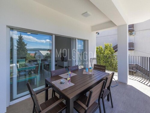 Thumbnail 5498421 - 15