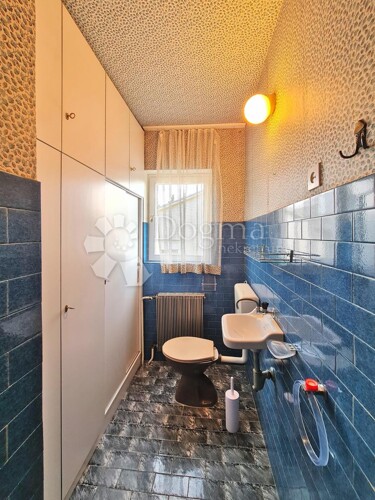 Thumbnail 5499872 - 20