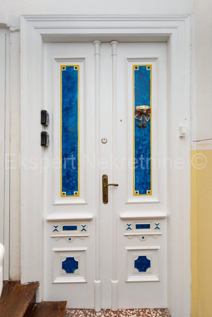 Image 5501864 - 7