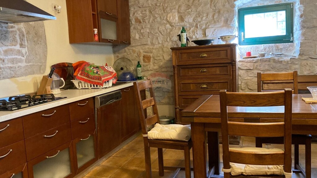 Image 5504750 - 13