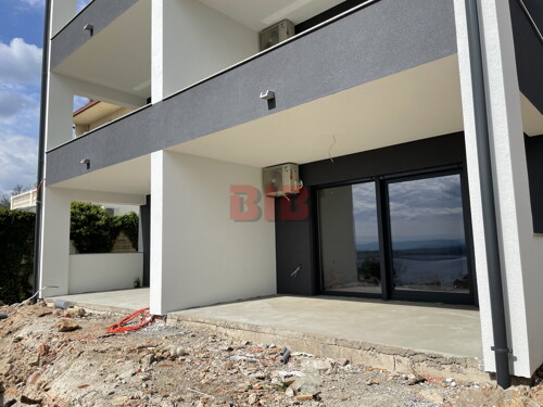 Thumbnail 5506064 - 5