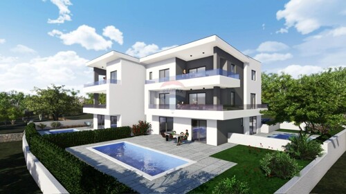 Thumbnail 5507229 - 3
