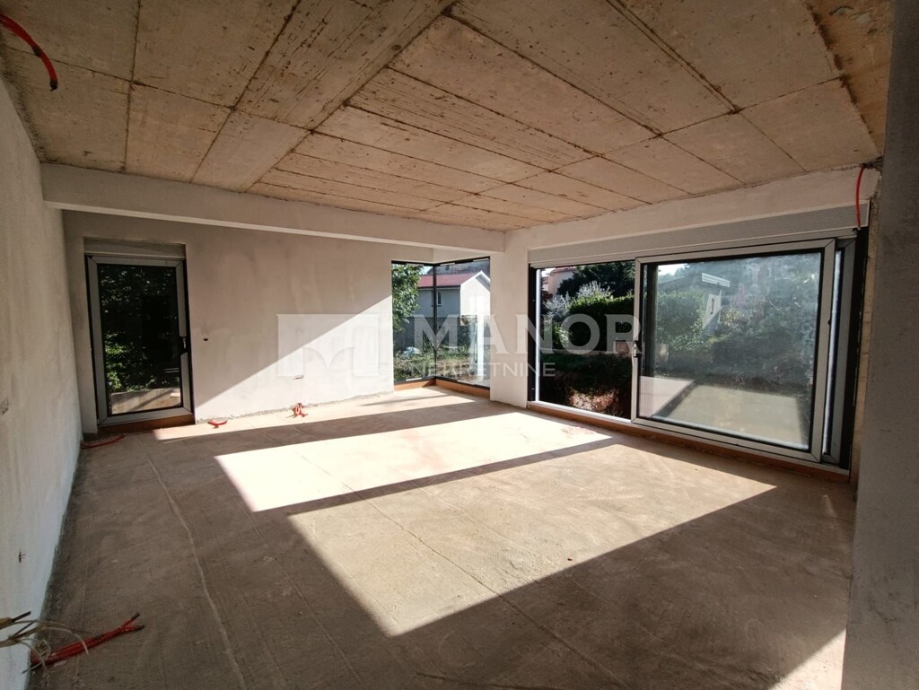 Image 5508600 - 17