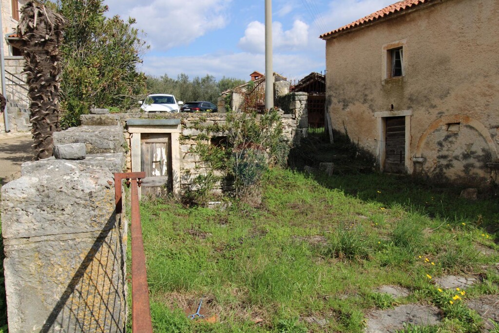 Image 5508635 - 3