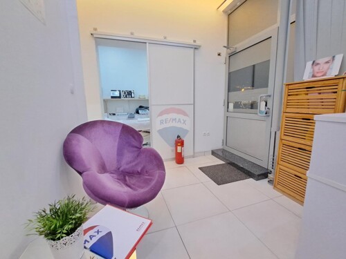 ZAGREB, Špansko, poslovni prostor 45m2 (salon, ured, ordinac