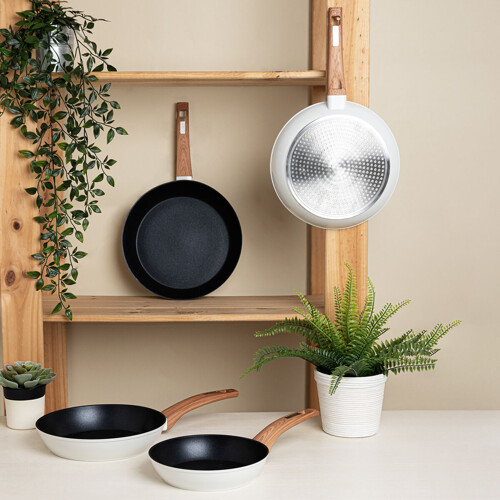 Tava sa slojem protiv lijepljenja Quid Cocco Kovani Aluminij 24 cm - NOVO