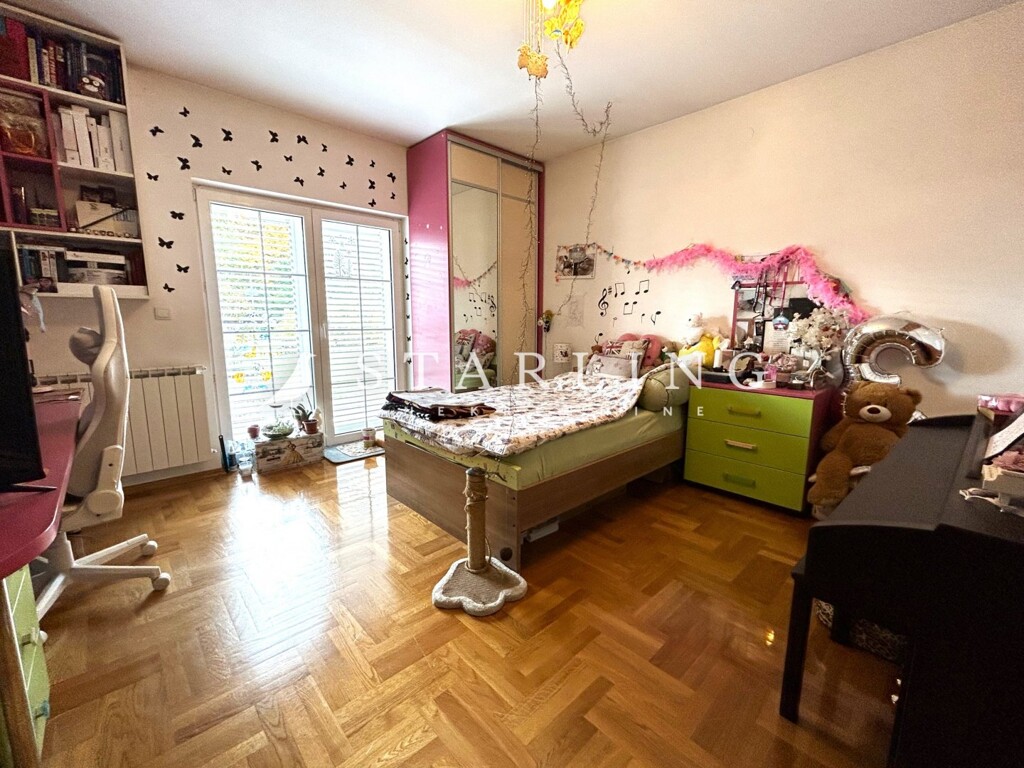 Image 5525003 - 7
