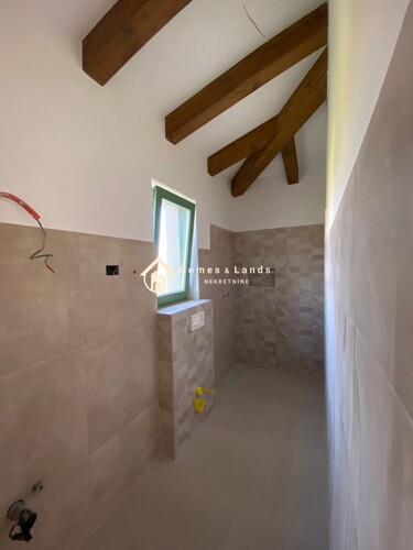 Thumbnail 5526517 - 14