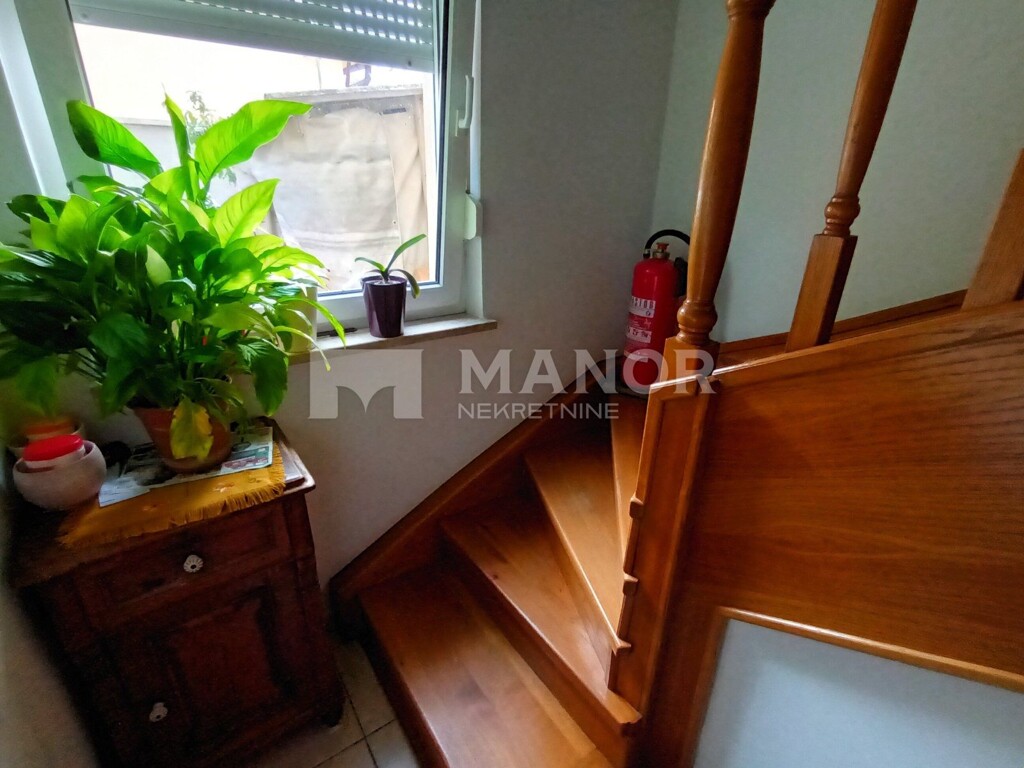 Image 5527867 - 17