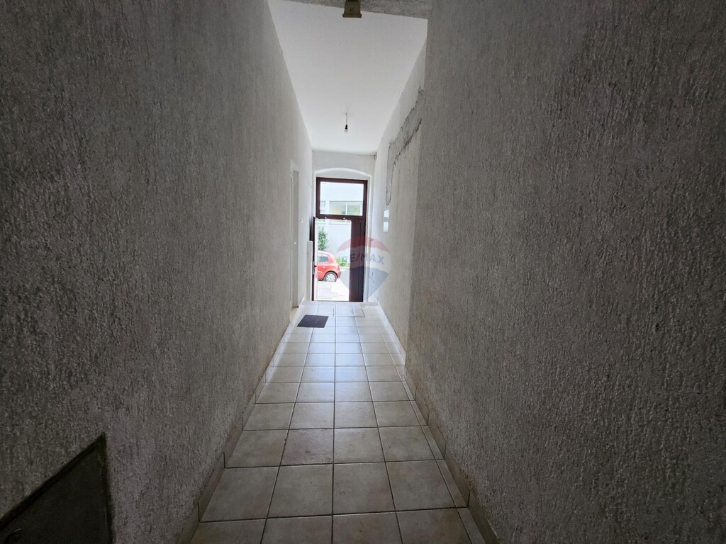 Image 5527904 - 9