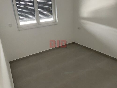 Thumbnail 5531105 - 7