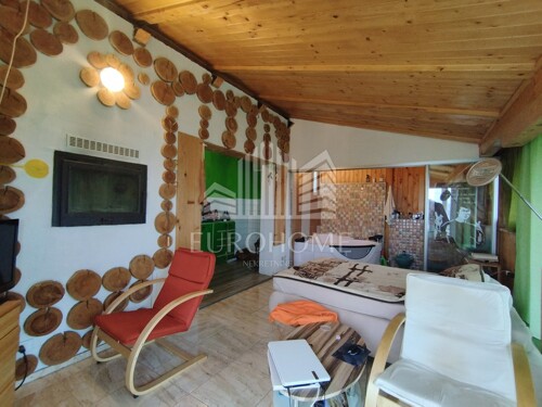 Thumbnail 5531110 - 9