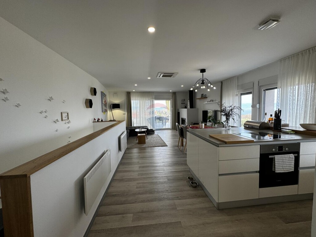 Image 5533227 - 2