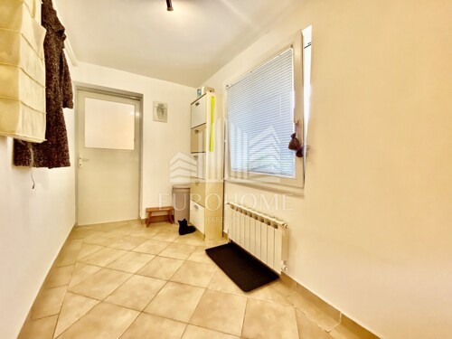 Thumbnail 5540070 - 10