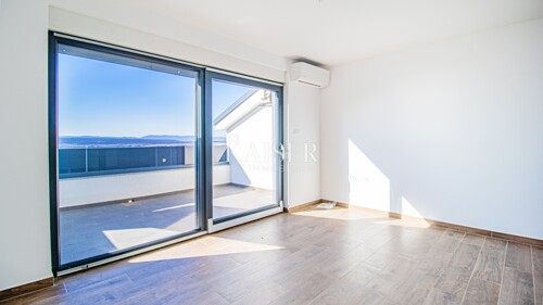 Crikvenica, Dramalj - stan 100m2 novogradnja sa pogledom na
