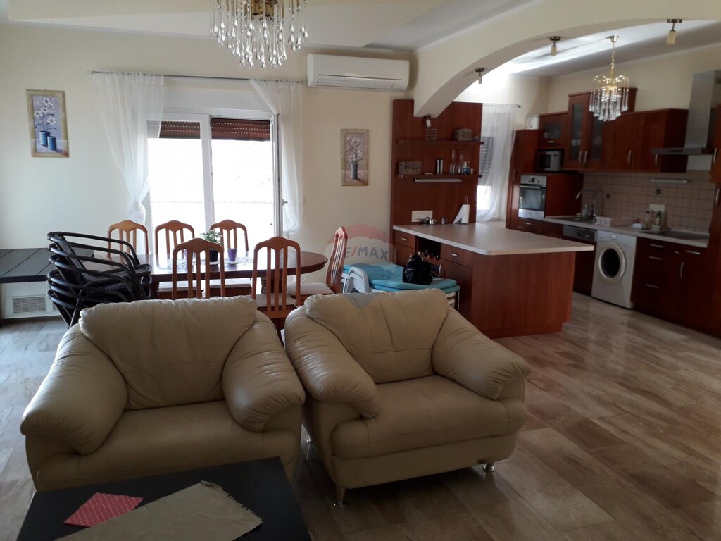 Image 5540517 - 6