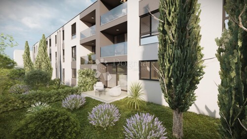 Thumbnail 5541378 - 7