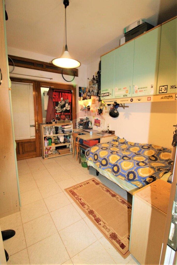 Image 5541813 - 8