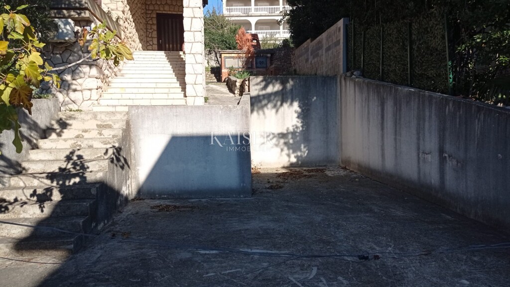 Image 5545309 - 6