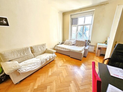 Centar, Domjanićeva, lijep 3soban stan s balkonom, 2/3 kat, 73,88m2