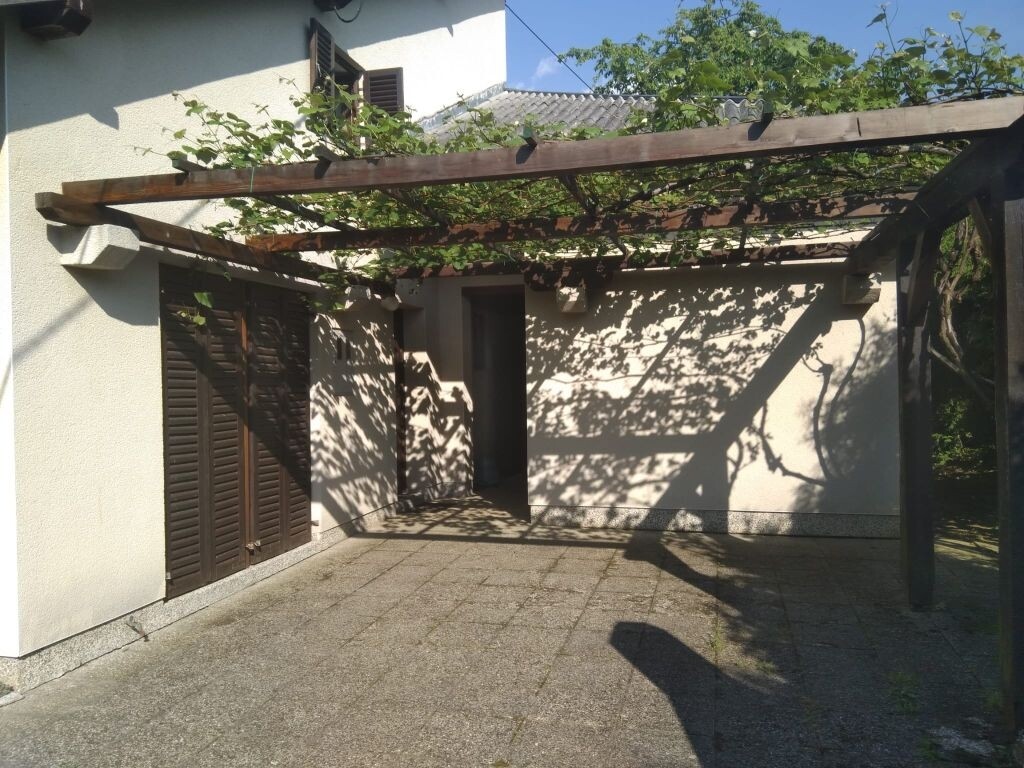 Image 5550214 - 7