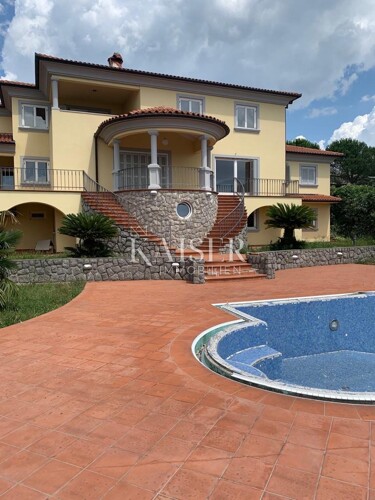 Opatija, Pobri – Jedinstvena obiteljska vila s fantastičnim