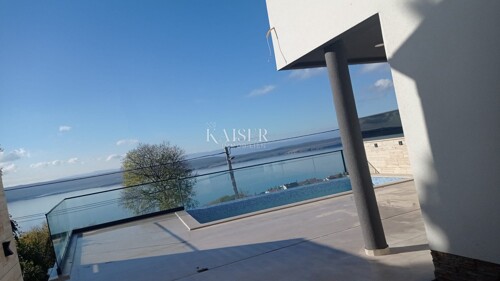 Crikvenica, Dramalj - troetažni luksuzni stan