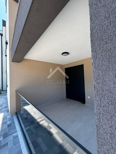 NOVOGRADNJA!! Dvosobni apartman, Centar