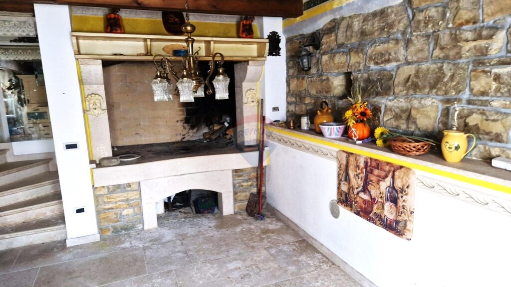 Image 5557997 - 6