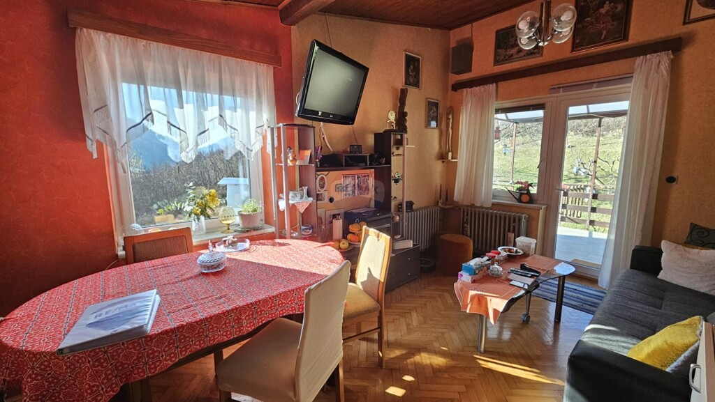 Image 5558613 - 2