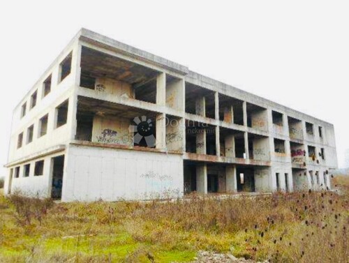 HOTEL U IZGRADNJI NA ODLIČNOJ LOKACIJI!!