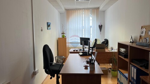 Poreč centar, poslovni prostor 92 m2