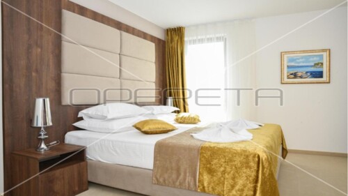 Thumbnail 5579105 - 6