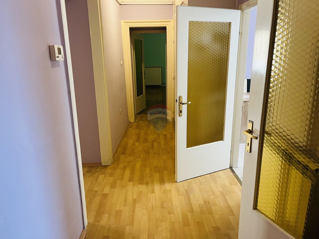 Image 5580109 - 12
