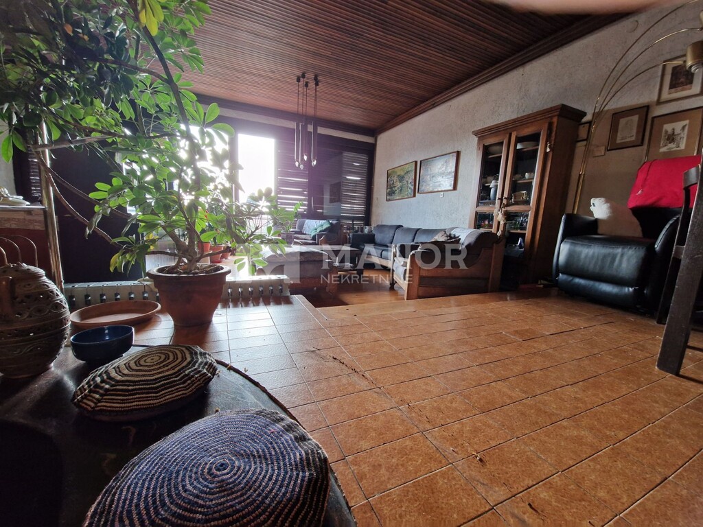 Image 5581120 - 2