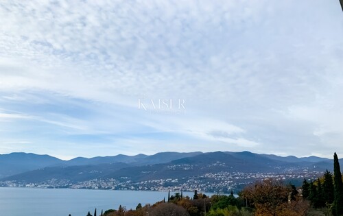 Penthouse 184 m2 - otvoreni pogled na more