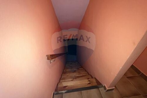 Thumbnail 5584316 - 11